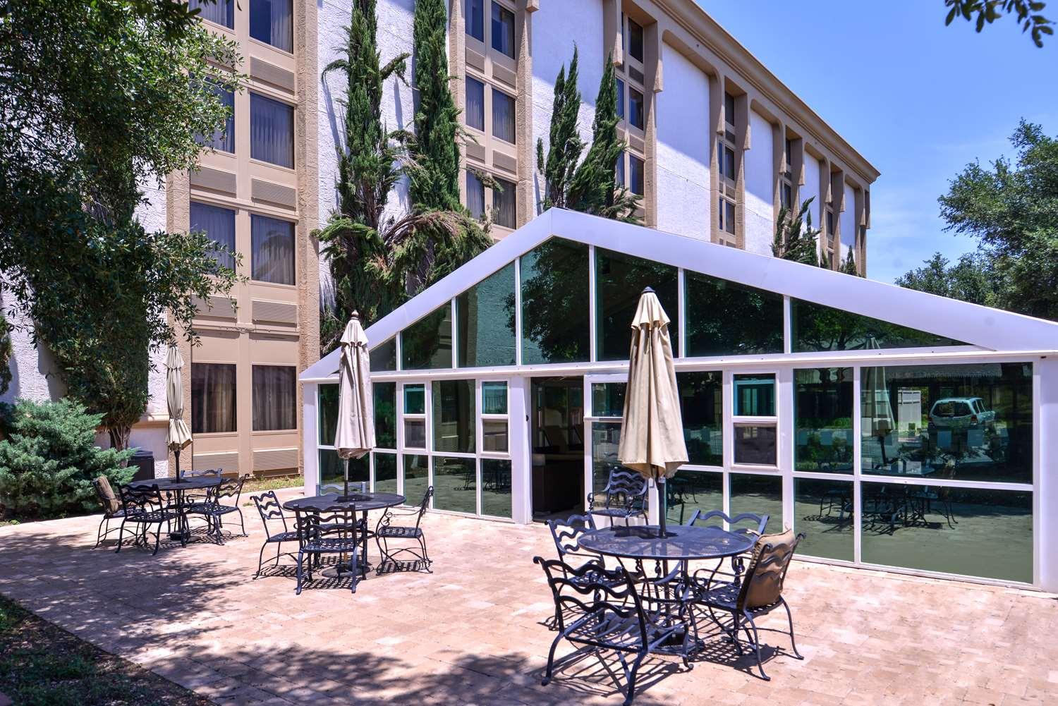 Clarion Hotel San Angelo Near Convention Center Extérieur photo