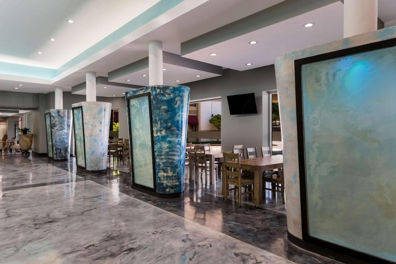 Clarion Hotel San Angelo Near Convention Center Extérieur photo