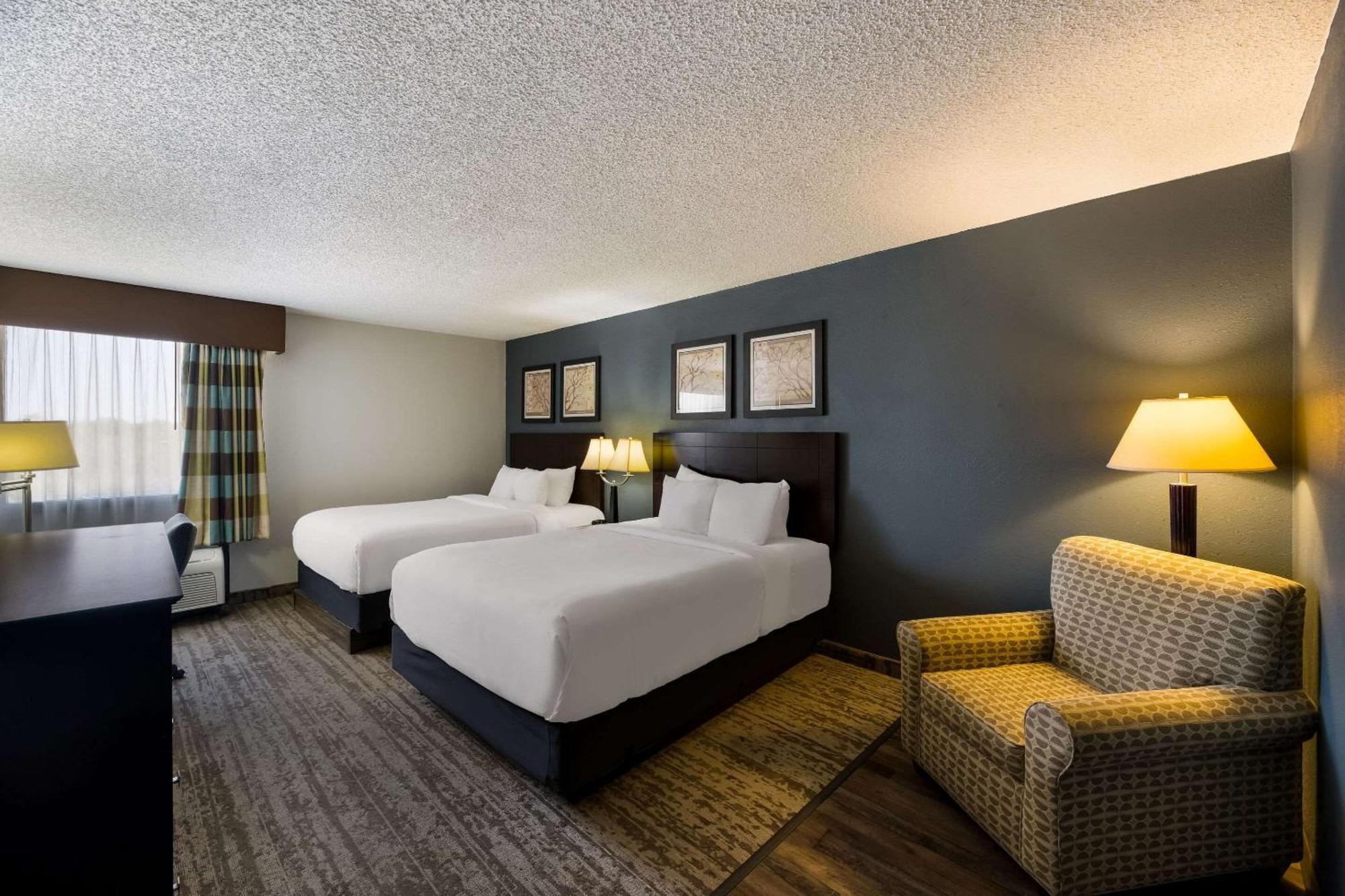 Clarion Hotel San Angelo Near Convention Center Extérieur photo
